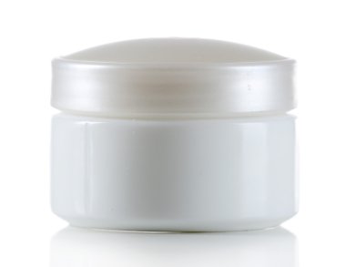 kozmetik olarak izole beyaz olabilir