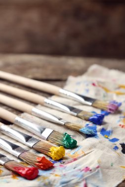 Renkli Boya fırçaları