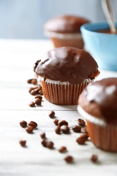 Muffins de chocolate caseiros saborosos — Fotografia de Stock