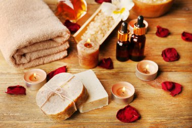 Spa natürmort ahşap masa arka plan üzerinde