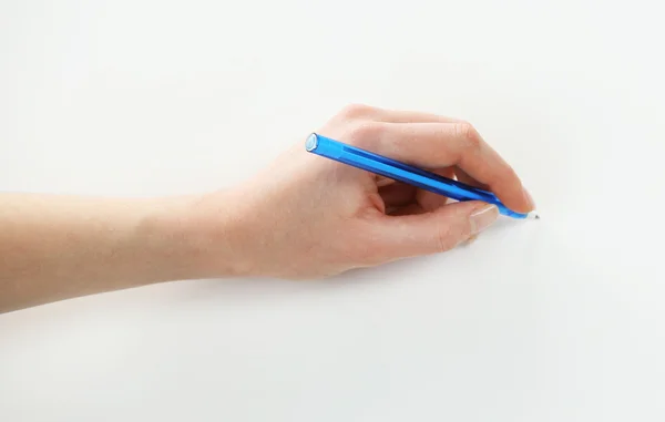 Mão masculina com caneta isolada sobre branco — Fotografia de Stock