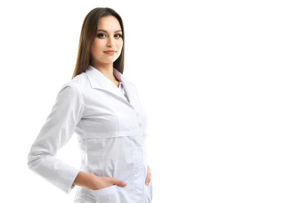 Jovem médico bonito isolado no branco — Fotografia de Stock