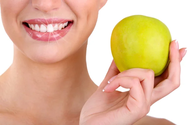Χαμογελαστή γυναίκα με μήλο close-up — Φωτογραφία Αρχείου