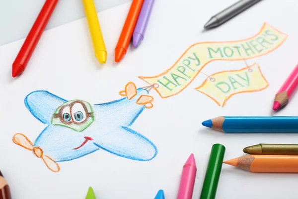 用铅笔在纸上写的快乐母亲节留言关闭 — 图库照片