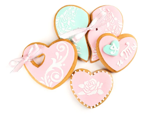Soubory cookie pro valentinky den izolované na bílém ve tvaru srdce — Stock fotografie