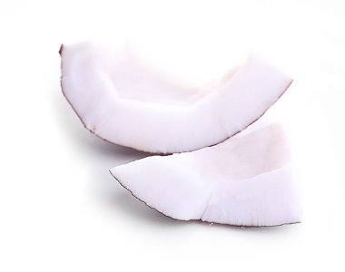 Beyaz izole Hindistan cevizi parçaları