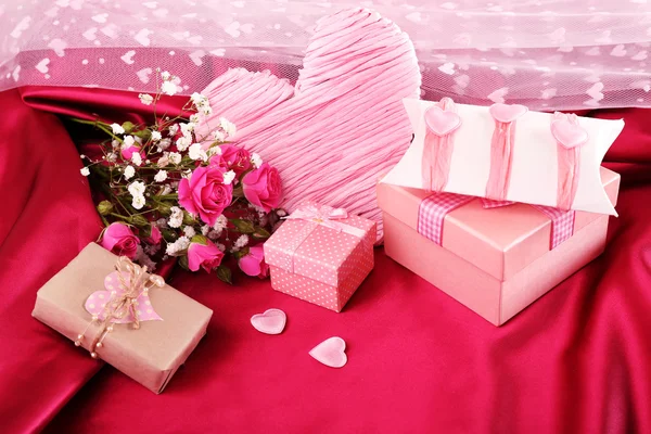 Handmade gift on Valentine Day, close-up — Stock Photo, Image