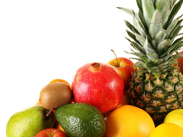 Sortimento de frutas exóticas isoladas em branco — Fotografia de Stock