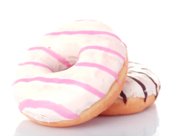 Deliciosas rosquillas con hielo aislado en blanco — Foto de Stock