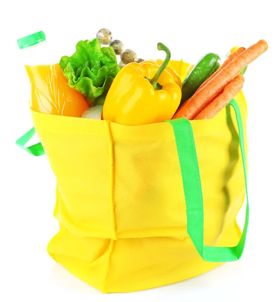 Beyaz arka plan üzerinde izole ürün kümesi ile alışveriş çantası — Stok fotoğraf