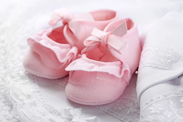 Pembe bebek bezi yakın çekim çizmeler