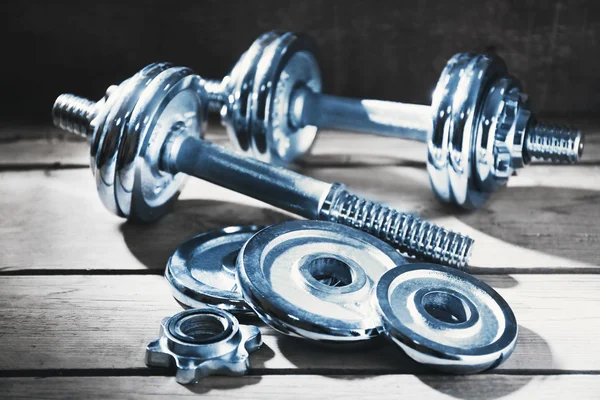 Büyük dumbbells yakın çekim — Stok fotoğraf