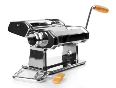 Metal pasta maker Makina üzerinde beyaz izole