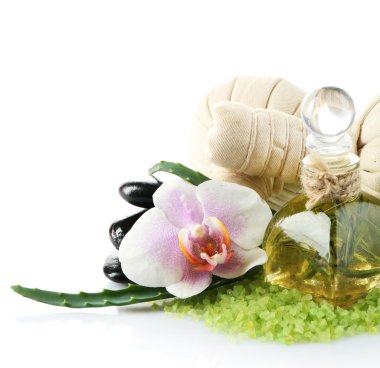 Spa uygulamaları üzerinde beyaz izole orkide çiçek