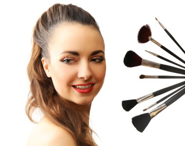 Beyaz izole süslü glitter makyaj ile güzel bir kadın portresi