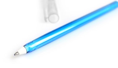 kalem beyaza izole edildi