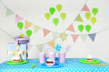 Doğum günü tablo çocuk parti için hazır