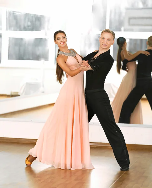 Ballroom dans in beweging — Stockfoto