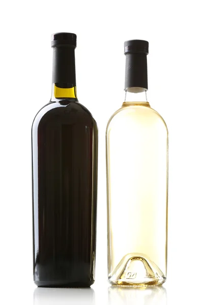 Červené a bílé láhve vína, izolované na bílém — Stock fotografie