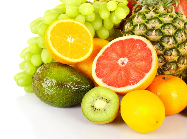 Surtido de frutas exóticas aisladas en blanco —  Fotos de Stock