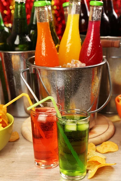 Prepared table with drink for party — Stock Photo, Image