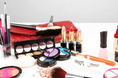 Beyaz izole farklı kozmetik