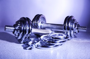 Kat arka plan üzerinde halter