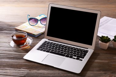 seyahat için rezervasyon bilet yakın çekim hazırlanıyor