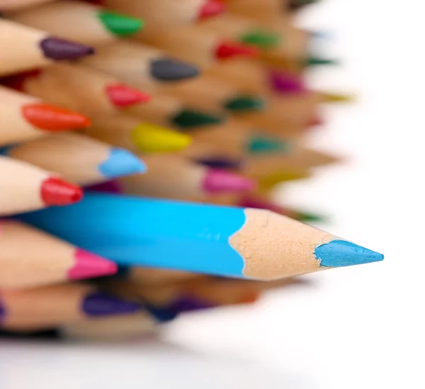 Lápis coloridos, isolados sobre branco — Fotografia de Stock