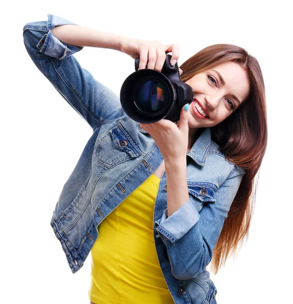 年轻的女摄影师拍照上白色孤立 — 图库照片