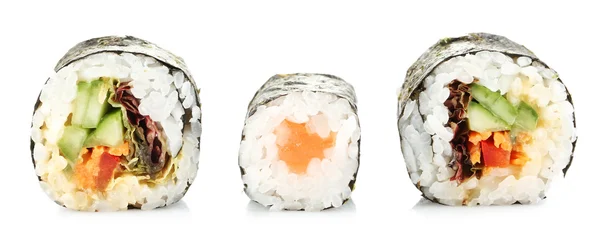 Sushi-Rollen isoliert auf weiß — Stockfoto