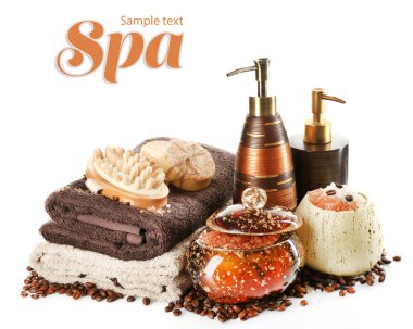 Kozmetik Şişeler, sabun ve havlu, beyaz izole bileşimi