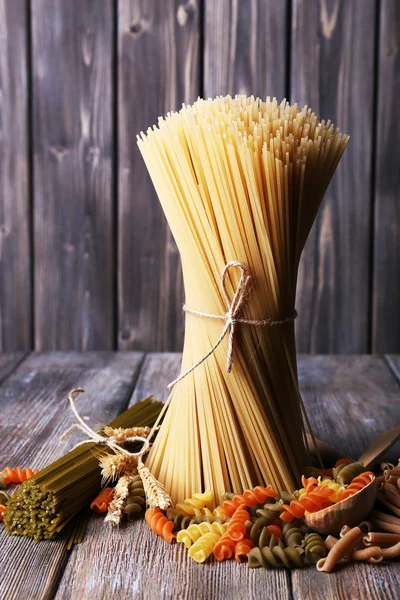 Verschiedene Arten von Pasta — Stockfoto