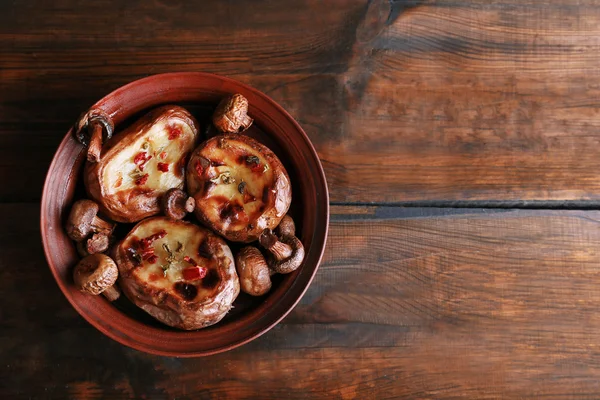 Pečené brambory s houbami — Stock fotografie