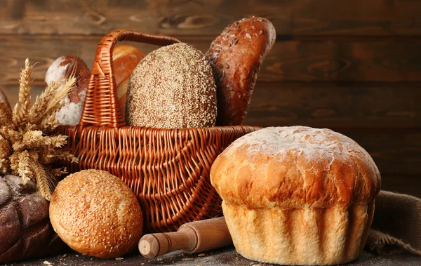 Pão diferente com orelhas — Fotografia de Stock