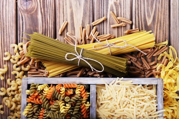 Diferentes tipos de pasta —  Fotos de Stock