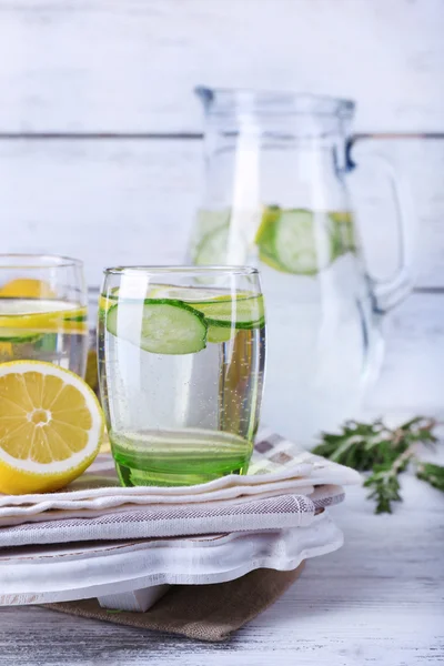 Fresh water with lemon and cucumber — Stock Photo, Image