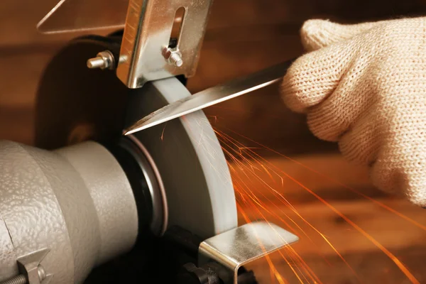 Bıçak Bileyici ve el