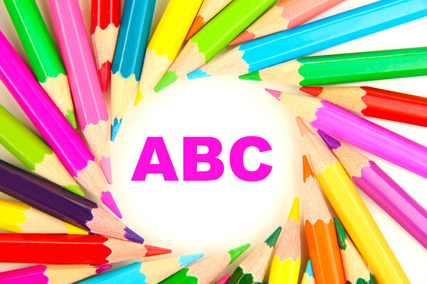 Красочные карандаши, крупным планом
