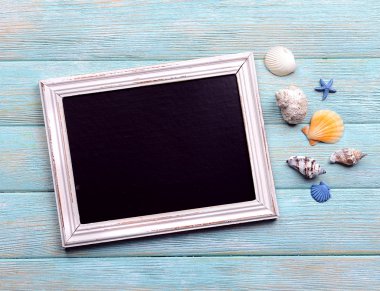 ahşap arka plan üzerinde seyahat yazıt