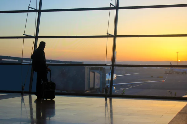 Luchthaven interieur op ochtend — Stockfoto