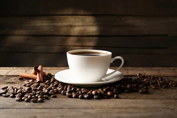 Kopp kaffe med korn — Stockfoto