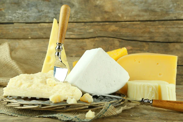 Different sort of cheese — Stock Photo, Image