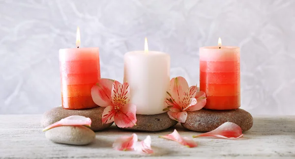 Natura morta con candele spa — Foto Stock