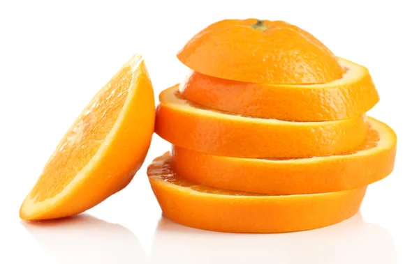Saftige Orangenscheiben isoliert auf weiß — Stockfoto