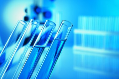 Laboratuvarda test tüpleri