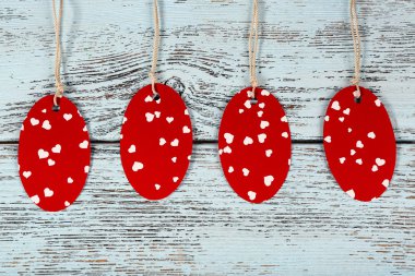 Ahşap arka plan boş etiketleri