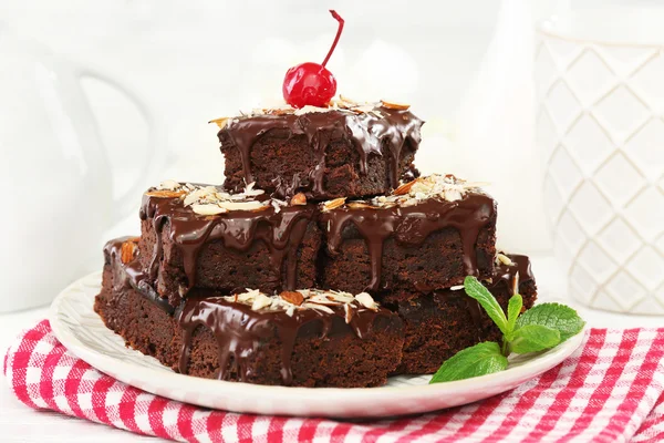 Deliciosos pasteles de chocolate — Foto de Stock