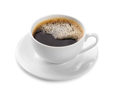 Beyaz üzerine izole edilmiş bir fincan kahve.