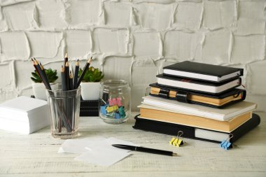 Şık işyerinde, evde veya stüdyo